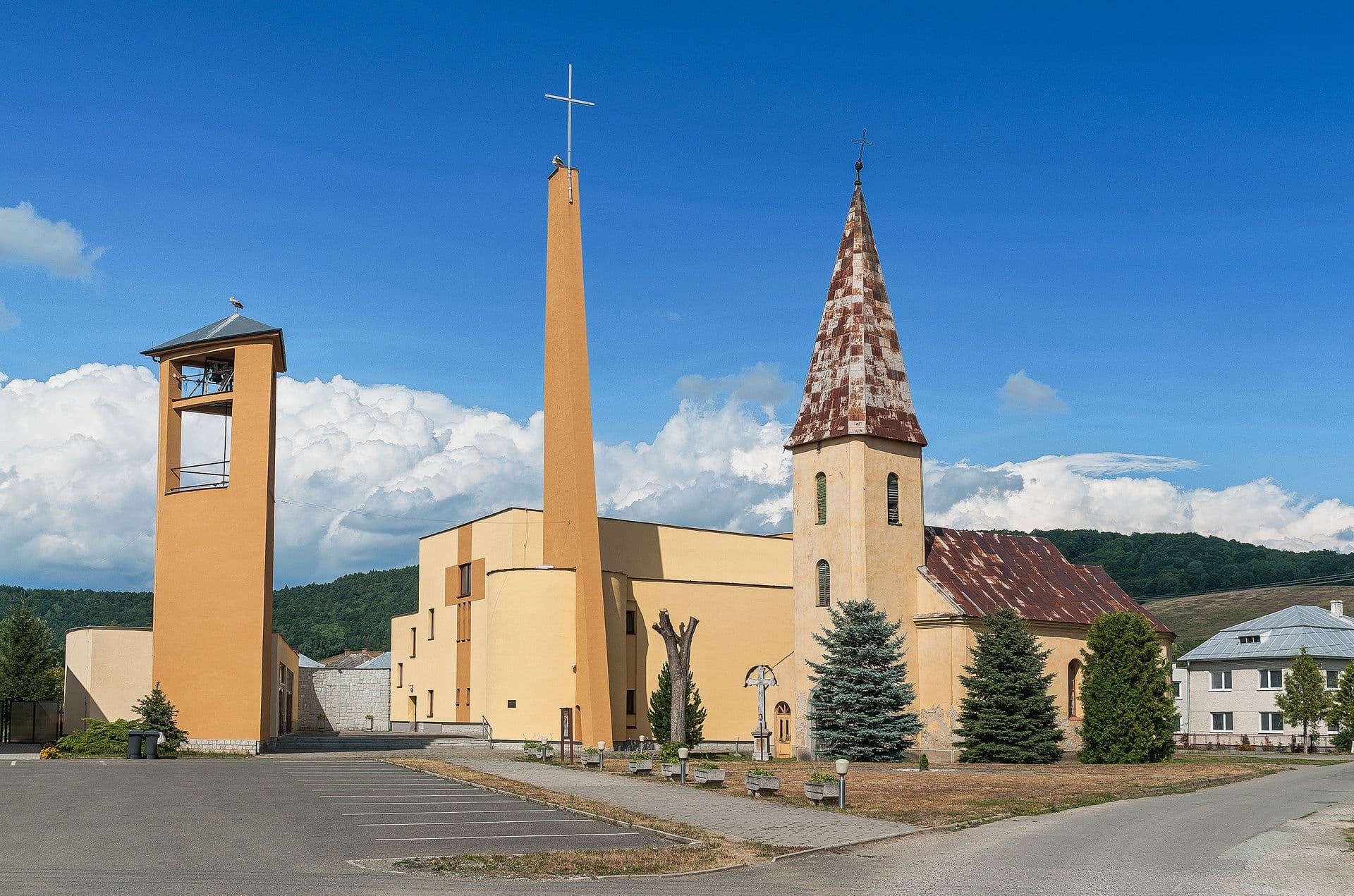 Ľubiša – Kościół parafialny